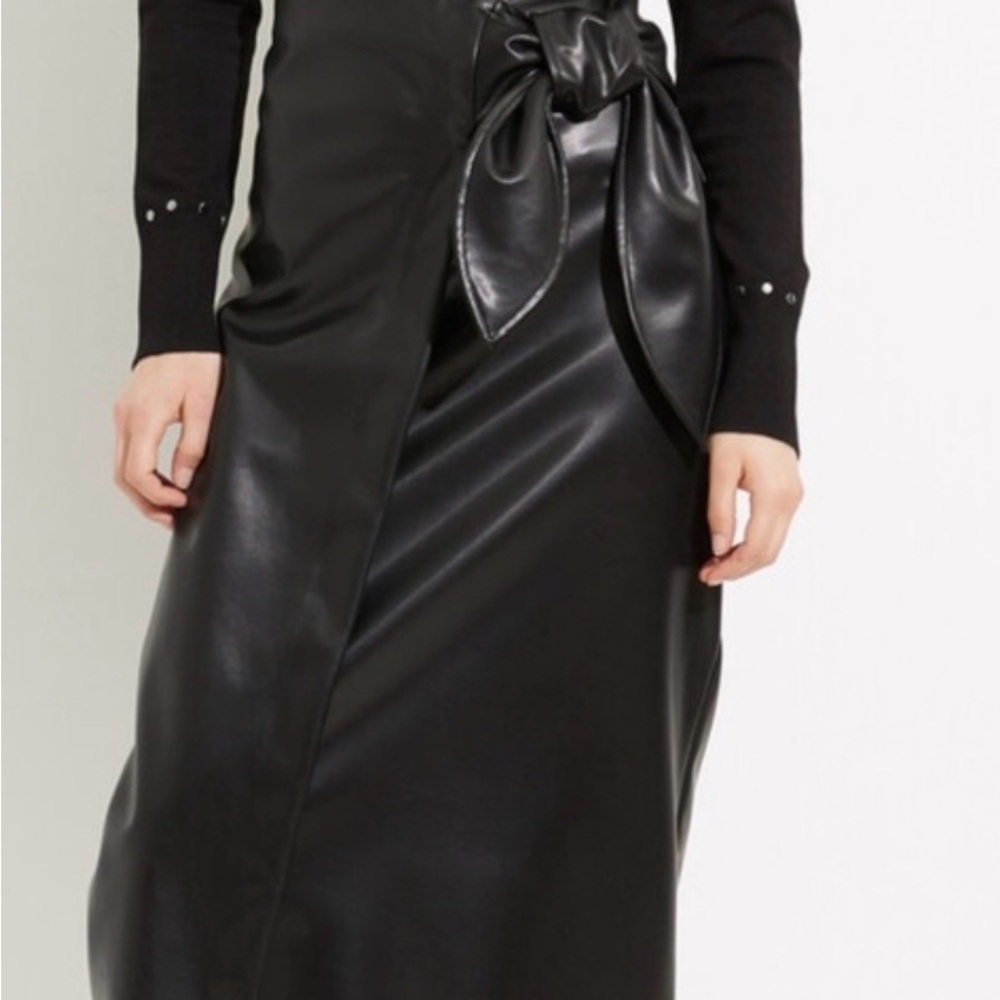 Joseph Ribkoff Black Faux Leather Pencil Skirt